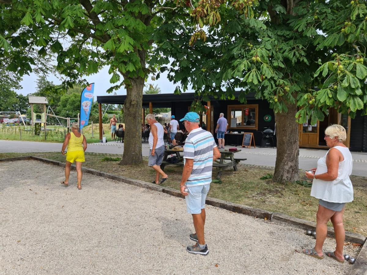 Bungalow 36 Op Recreatiepark De Wielen Άγιος Μαρτίνος Εξωτερικό φωτογραφία